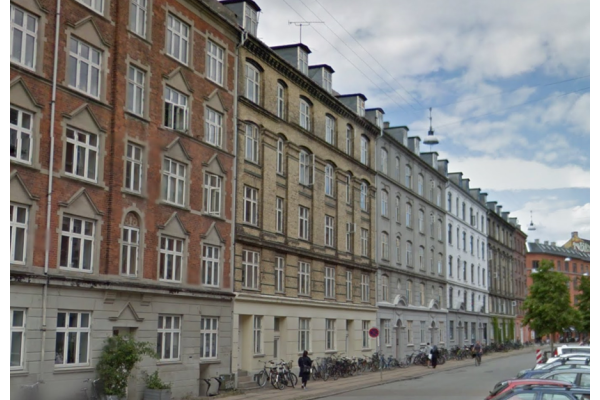 2R in Charming Nrrebro